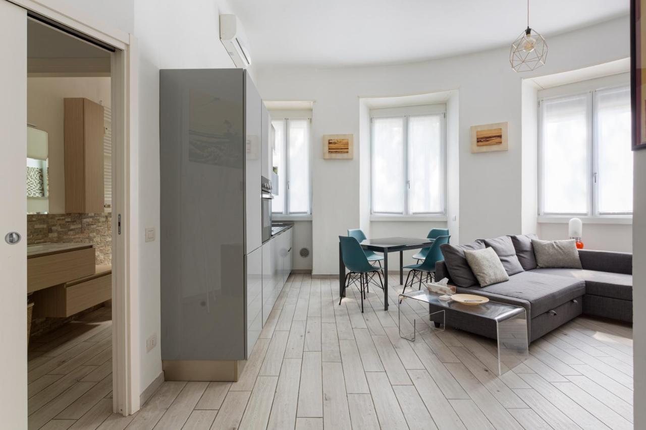 Spacious Retreat Steps From Lambrate Metro- Via Pacini Milan Luaran gambar